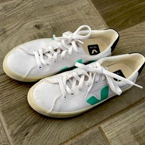 Veja Esplar canvas sneakers